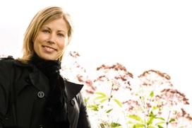 Camilla utomhus i solen