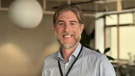 Linus Ekström porträtt, smiling man