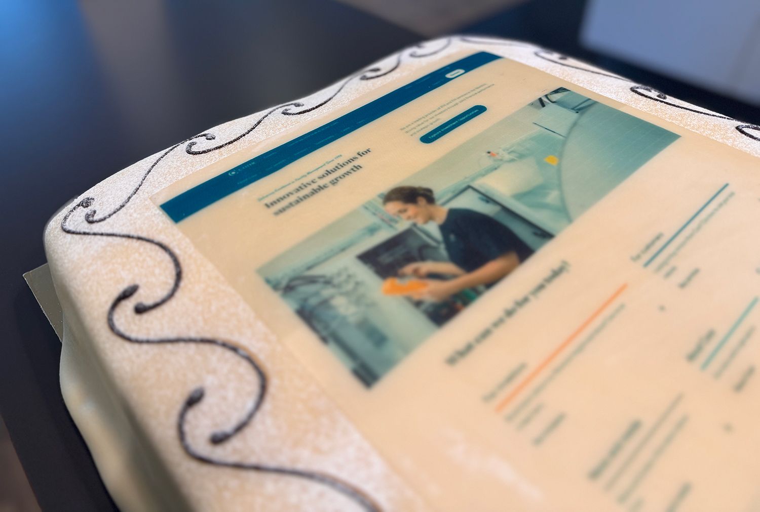 Cake with a picture from the home page